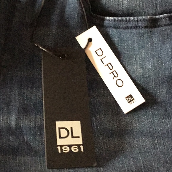 DL 1961 Jeans - Picture 6 of 6